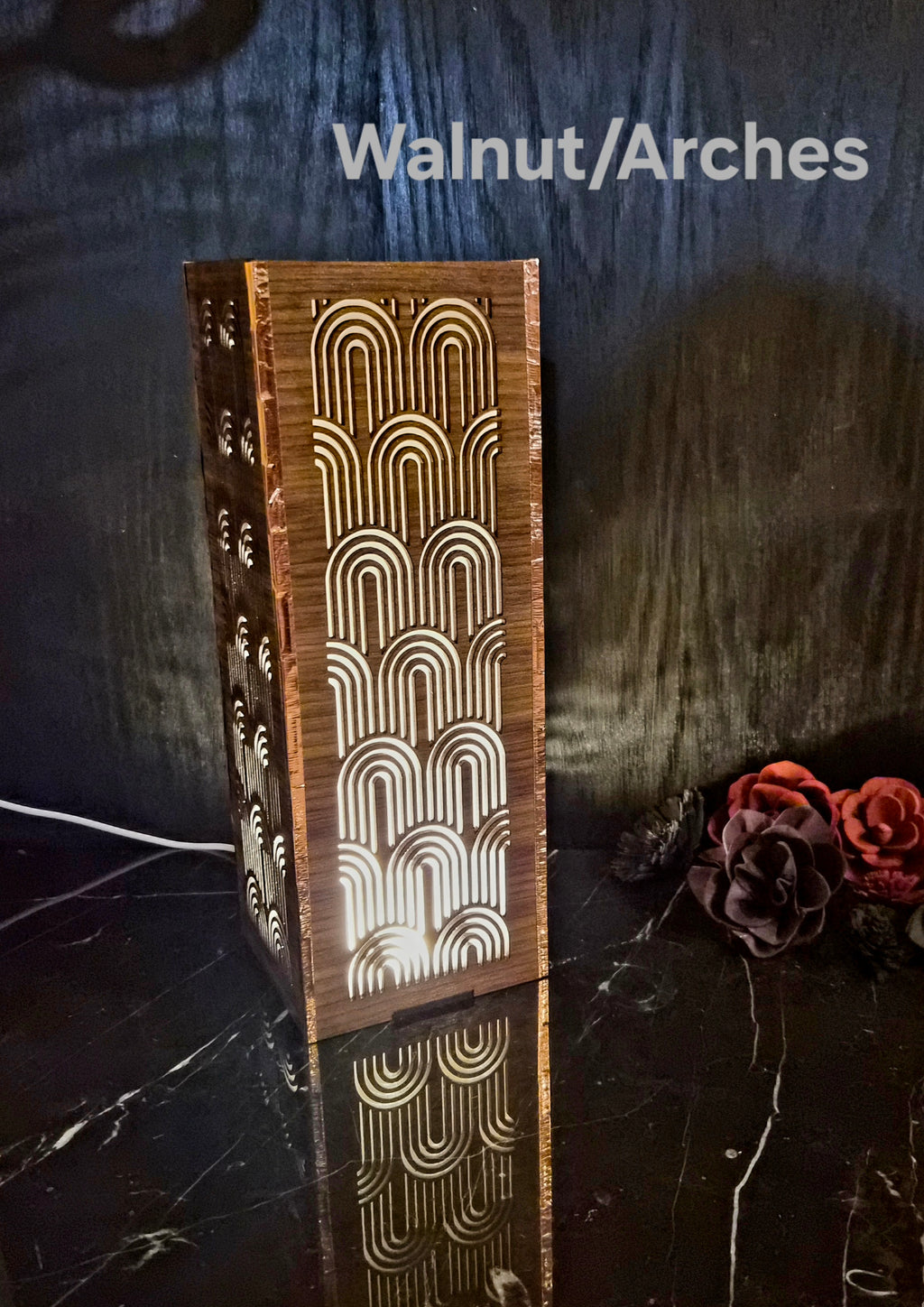 Gatsby Lamp Walnut/Arches