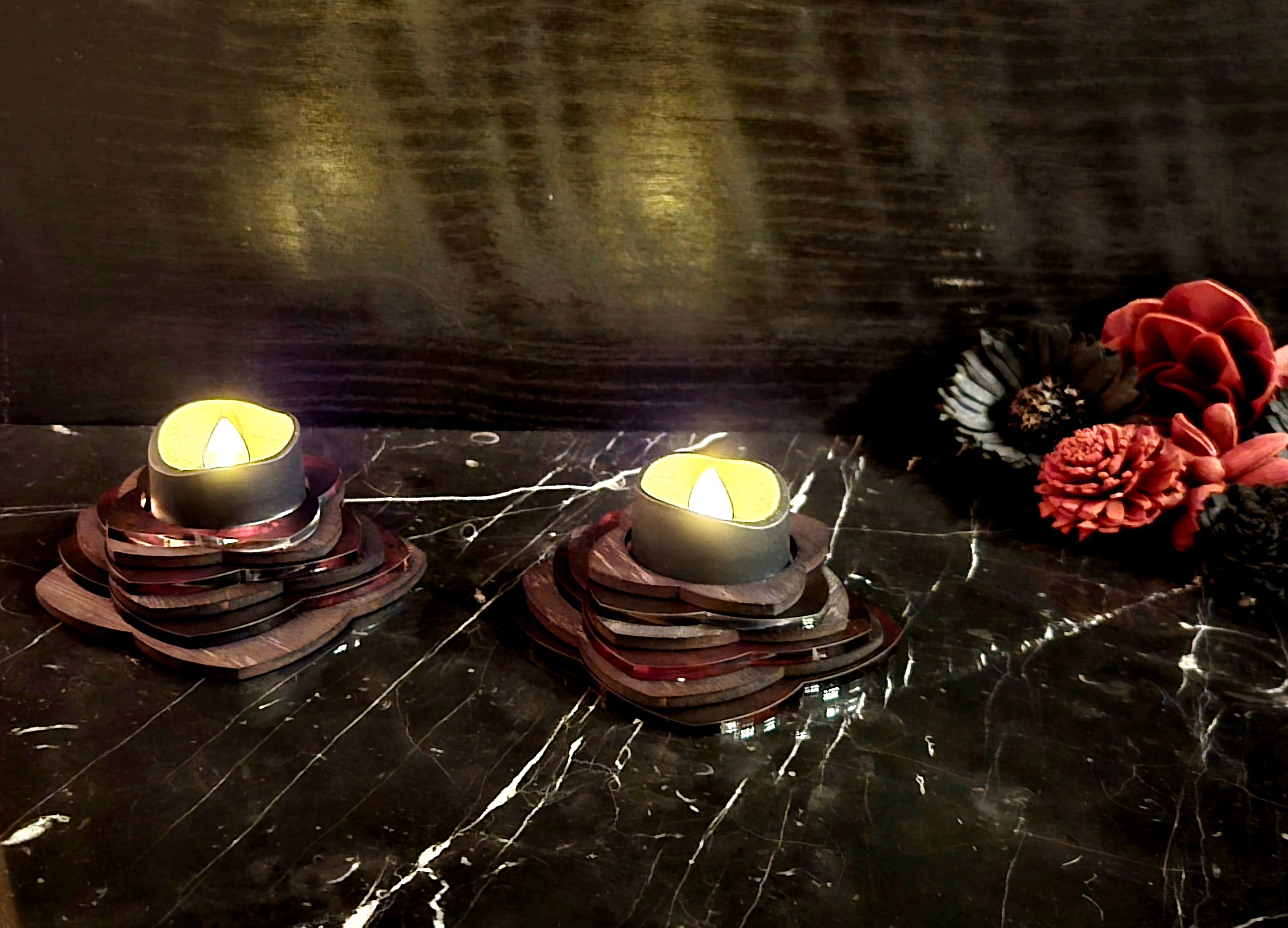 The Companion Light - Set of 12